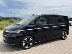 Schwarz Neu 2024 VW Multivan Style Van / Kleinbus | 62.990 €