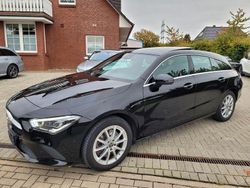 Schwarz Gebraucht 2019 Mercedes CLA250e Shooting Brake Kombi | 19.490 € (Fairer Preis)