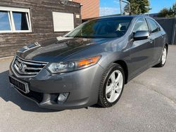 Grau Gebraucht 2009 Honda Accord Executive Limousine | 12.499 € (Etwas zu teuer)