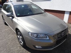 Beige Gebraucht 2014 Volvo V70 Momentum Kombi | 5.980 € (Guter Preis)