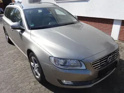 Beige Gebraucht 2014 Volvo V70 Momentum Kombi | 5.980 € (Superpreis)