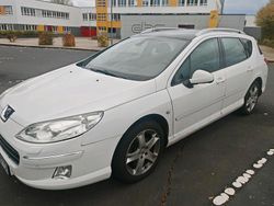 Weiß Gebraucht 2009 Peugeot 407 Platinum Kombi | 5.100 € (Teuer)