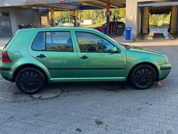 Grün Gebraucht 2001 VW Golf IV Kombi | 1.700 € (Fairer Preis)