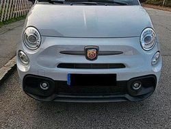 Grau Gebraucht 2022 Fiat 500 Abarth Kleinwagen | 23.200 €