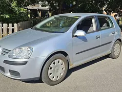 Silber Gebraucht 2005 VW Golf V Trendline Limousine | 2.400 € (Superpreis)