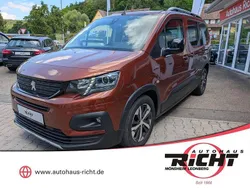 Braun metallic Gebraucht 2021 Peugeot Rifter GT-line Van / Kleinbus | 24.980 € (Fairer Preis)