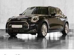 Schwarz Gebraucht 2022 Mini Cooper Clubman Classic Kombi | 24.240 € (Fairer Preis)