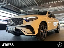 Weiss Gebraucht 2025 Mercedes GLC200 AMG SUV | 56.800 € (Fairer Preis)