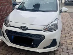 Weiß Gebraucht 2018 Hyundai i10 Kleinwagen | 6.400 € (Fairer Preis)