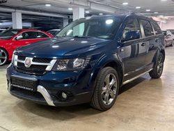 Blau Gebraucht 2015 Fiat Freemont Cross SUV | 15.599 € (Teuer)