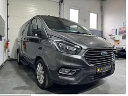 Grau Gebraucht 2019 Ford Tourneo Custom Van / Kleinbus | 27.290 € (Fairer Preis)