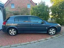 Blau Gebraucht 2006 Opel Signum Kombi | 1.800 € (Etwas zu teuer)