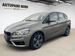 Silber Gebraucht 2018 BMW 218 Active Tourer Sport Line Van / Kleinbus | 15.999 € (Guter Preis)