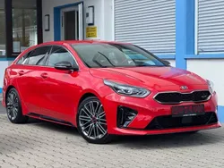 Rot Gebraucht 2019 Kia ProCeed GT Kleinwagen | 21.480 € (Guter Preis)