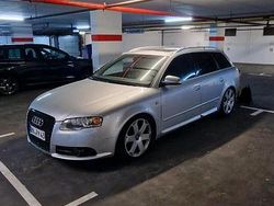 Silber Gebraucht 2005 Audi S4 Kombi | 6.500 €