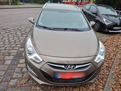Gebraucht 2015 Hyundai i40 Kombi | 7.900 € (Fairer Preis)