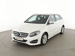 Weiß Gebraucht 2016 Mercedes B180 Style Van / Kleinbus | 17.290 € (Fairer Preis)