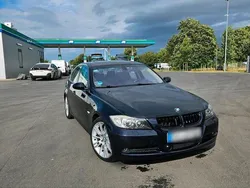 Blau Gebraucht 2004 BMW 325 Limousine | 5.000 € (Etwas zu teuer)