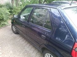 Blau metallic Gebraucht 1999 Skoda Felicia Limousine | 850 €