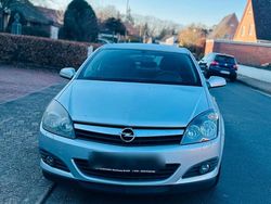 Grau Gebraucht 2005 Opel Astra GTC Kombi | 1.080 € (Guter Preis)