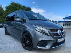 Grau Gebraucht 2019 Mercedes 300 Avantgarde Van / Kleinbus | 54.800 € (Superpreis)