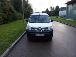 Weiß Gebraucht 2016 Renault Kangoo Van / Kleinbus | 3.990 € (Guter Preis)