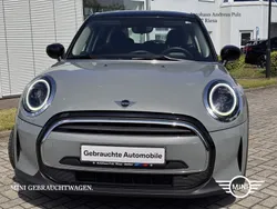Grau Gebraucht 2022 Mini Cooper Kleinwagen | 20.807 € (Etwas zu teuer)