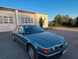 Grau Gebraucht 1995 BMW 730 Limousine | 3.900 €