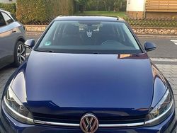 Blau Gebraucht 2017 VW Golf VII Limousine | 9.001 € (Guter Preis)