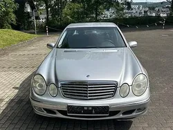 Gebraucht 2003 Mercedes E220 Limousine | 2.500 € (Fairer Preis)