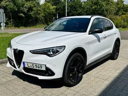 Weiß Gebraucht 2019 Alfa Romeo Stelvio Tech Edition SUV | 28.990 € (Fairer Preis)