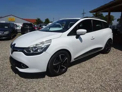 Weiß Gebraucht 2014 Renault Clio IV Luxe Limousine | 7.000 € (Fairer Preis)