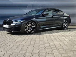 Grau Gebraucht 2022 BMW M550 Performance Limousine | 56.495 € (Guter Preis)