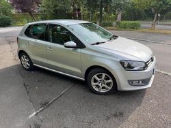 Silber Gebraucht 2010 VW Polo Team Kleinwagen | 5.850 € (Fairer Preis)