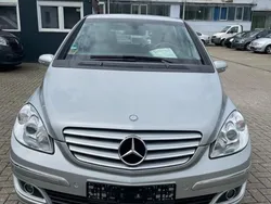 Silber Gebraucht 2007 Mercedes B180 Van / Kleinbus | 6.990 € (Fairer Preis)