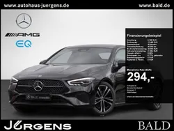 Metalliclack kosmosschwarz Gebraucht 2024 Mercedes CLA180 Progressive Limousine | 31.690 € (Guter Preis)