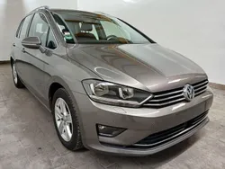 Grau Gebraucht 2016 VW Golf Sportsvan Highline Van / Kleinbus | 12.500 € (Fairer Preis)