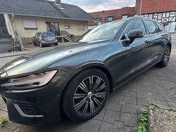 Andere farben Gebraucht 2021 Volvo V60 Inscription Kombi | 27.450 € (Fairer Preis)