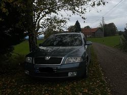 Blau Gebraucht 2008 Skoda Octavia Kombi | 4.000 € (Etwas zu teuer)