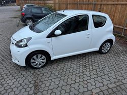 Gebraucht 2013 Toyota Aygo Kleinwagen | 2.600 € (Superpreis)