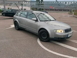 Silber Gebraucht 2004 Audi A4 Kombi | 2.400 € (Guter Preis)