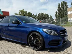 Blau Gebraucht 2017 Mercedes C250 AMG line Limousine | 27.000 € (Etwas zu teuer)