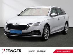 Weiss Gebraucht 2022 Skoda Octavia Limousine | 25.880 € (Etwas zu teuer)