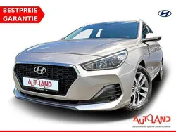 Grau Gebraucht 2019 Hyundai i30 Trend Kombi | 16.990 € (Etwas zu teuer)