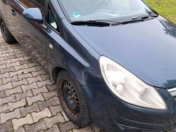 Blau Gebraucht 2007 Opel Corsa Kleinwagen | 600 € (Guter Preis)
