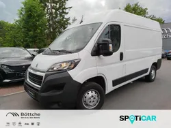 Lackierung weiss icy/deckende lackierung Gebraucht 2022 Peugeot Boxer Van | 23.980 € (Fairer Preis)