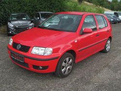 Rot Gebraucht 2001 VW Polo Limousine | 990 € (Fairer Preis)