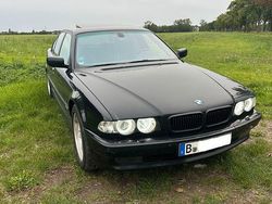 Schwarz Gebraucht 2001 BMW 740 Performance Limousine | 14.999 € (Teuer)