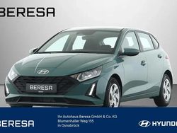 Grün Neu 2025 Hyundai i20 Select Limousine | 16.280 € (Guter Preis)