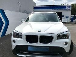 Weiß Gebraucht 2011 BMW X1 SUV | 8.600 € (Guter Preis)